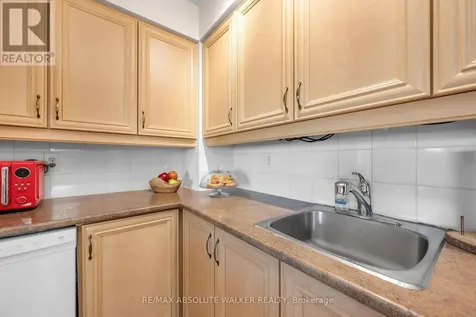 402 Montfort Street Ottawa ON K1L 8G7