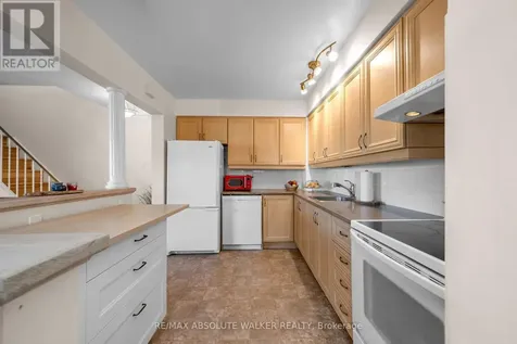 402 Montfort Street Ottawa ON K1L 8G7
