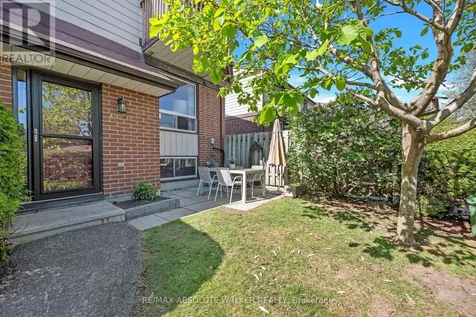 402 Montfort Street Ottawa ON K1L 8G7