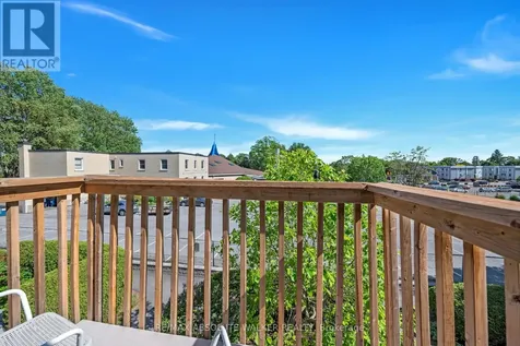 402 Montfort Street Ottawa ON K1L 8G7