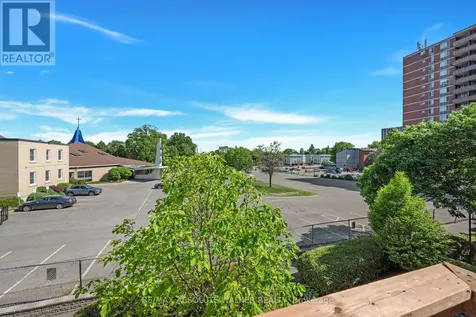 402 Montfort Street Ottawa ON K1L 8G7