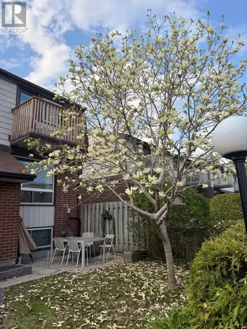 402 Montfort Street Ottawa ON K1L 8G7