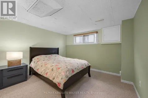 402 Montfort Street Ottawa ON K1L 8G7