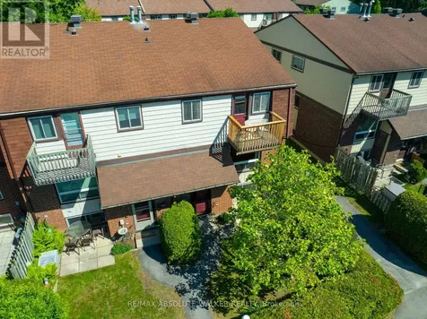 402 Montfort Street Ottawa ON K1L 8G7