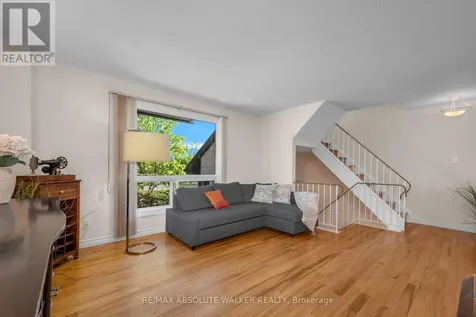402 Montfort Street Ottawa ON K1L 8G7
