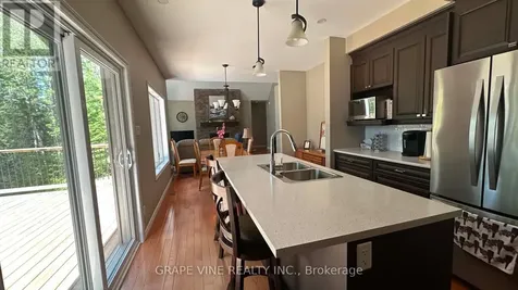 424 Lakewoods Drive Madawaska Valley ON K0J 1B0