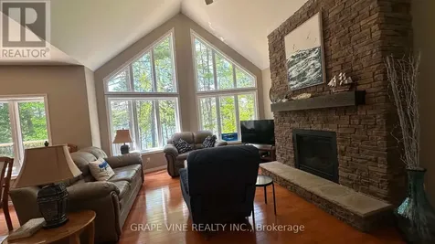 424 Lakewoods Drive Madawaska Valley ON K0J 1B0
