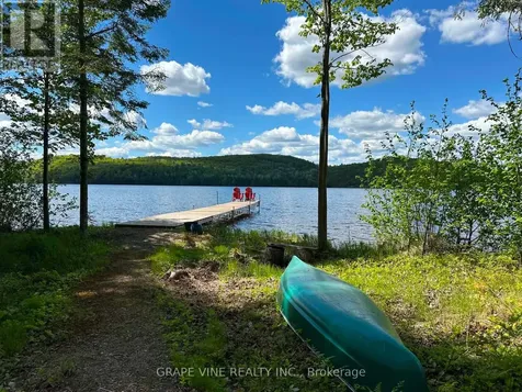 424 Lakewoods Drive Madawaska Valley ON K0J 1B0