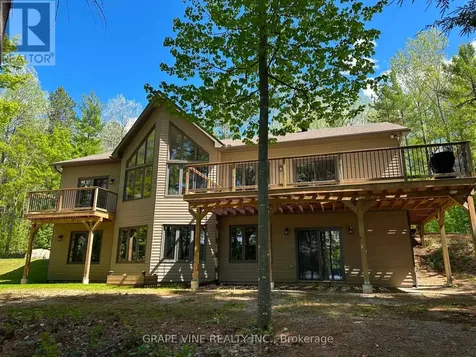 424 Lakewoods Drive Madawaska Valley ON K0J 1B0