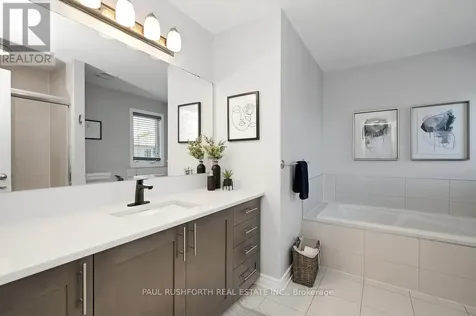 253 Enclave Walk Ottawa ON K1W 0J5