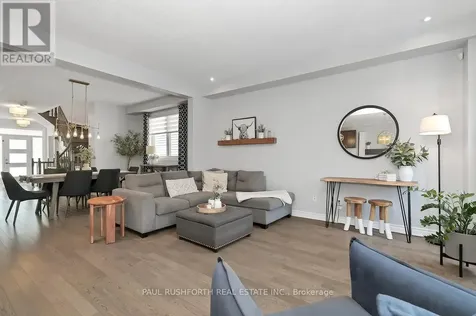 253 Enclave Walk Ottawa ON K1W 0J5