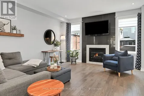 253 Enclave Walk Ottawa ON K1W 0J5