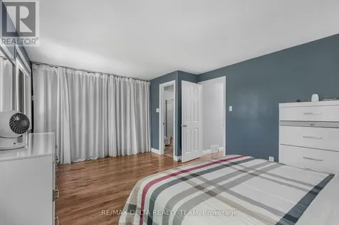 1107 Des Forets Avenue Ottawa ON K1C 5K7