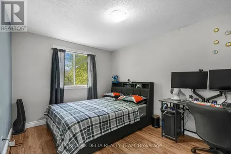 1107 Des Forets Avenue Ottawa ON K1C 5K7
