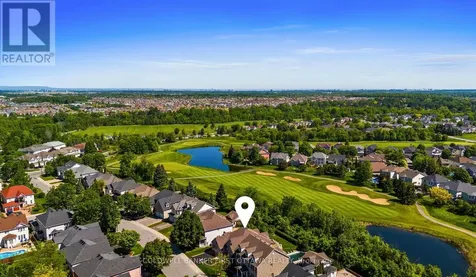 19 Fencerow Way Ottawa ON K2J 4X8