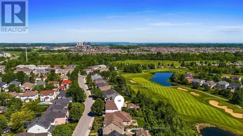 19 Fencerow Way Ottawa ON K2J 4X8
