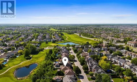 19 Fencerow Way Ottawa ON K2J 4X8