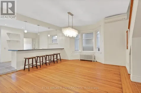 25 Dixon Avenue Toronto (the Beaches) ON M4L 1N2