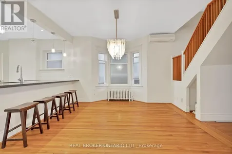 25 Dixon Avenue Toronto (the Beaches) ON M4L 1N2