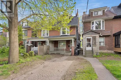 25 Dixon Avenue Toronto (the Beaches) ON M4L 1N2