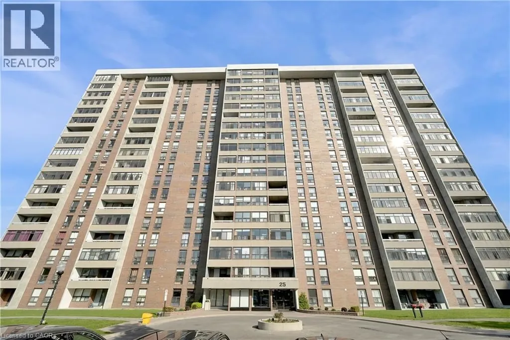 25 Kensington Road Brampton ON L6T 3W8