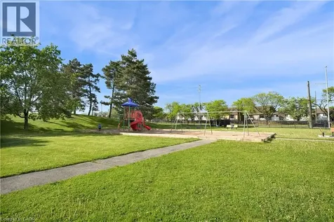 25 Kensington Road Brampton ON L6T 3W8