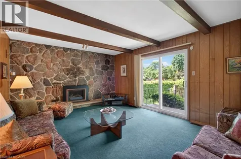 564 Mountain Brow Boulevard Hamilton ON L8T 1A9