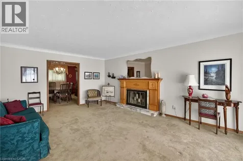 564 Mountain Brow Boulevard Hamilton ON L8T 1A9