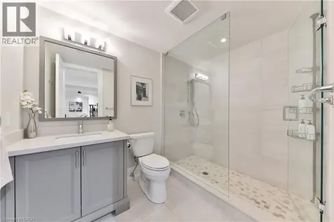 408 Saville Crescent Oakville ON L6L 3T8