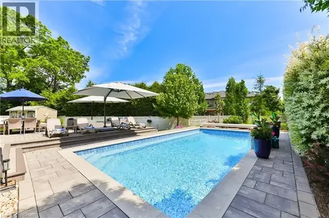 408 Saville Crescent Oakville ON L6L 3T8