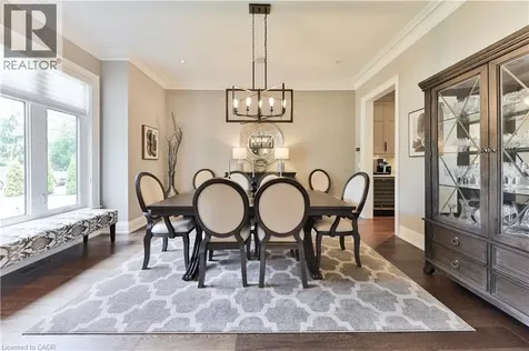408 Saville Crescent Oakville ON L6L 3T8