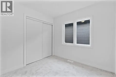 176 Gillespie Drive Brantford ON N3T 0Y4