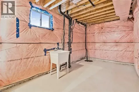 176 Gillespie Drive Brantford ON N3T 0Y4