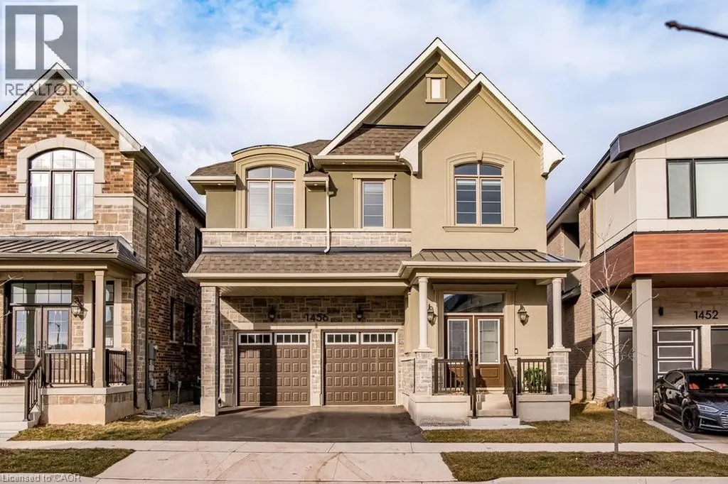 1456 Ford Strathy Crescent Oakville ON L6H 3W9