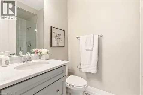1456 Ford Strathy Crescent Oakville ON L6H 3W9