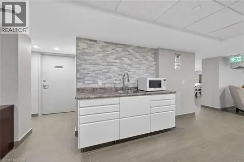 700 Dynes Road Burlington ON L8N 3M2