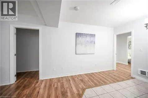 296 Winterberry Drive Stoney Creek ON L8J 2N5
