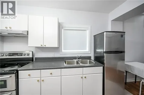 296 Winterberry Drive Stoney Creek ON L8J 2N5