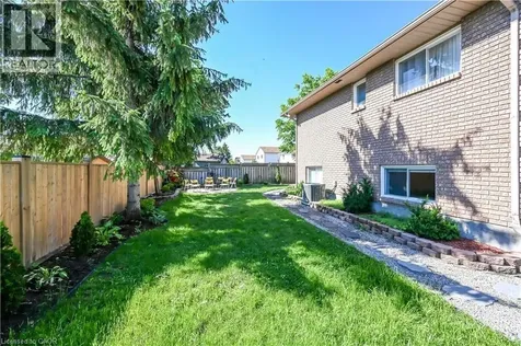 296 Winterberry Drive Stoney Creek ON L8J 2N5