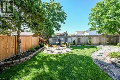296 Winterberry Drive Stoney Creek ON L8J 2N5