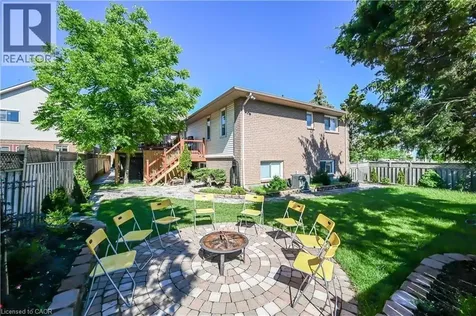 296 Winterberry Drive Stoney Creek ON L8J 2N5