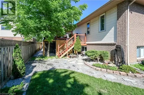 296 Winterberry Drive Stoney Creek ON L8J 2N5