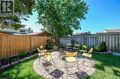 296 Winterberry Drive Stoney Creek ON L8J 2N5