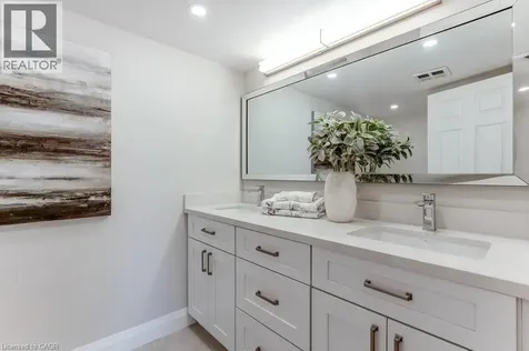 216 Plains Road West Burlington ON L7T 4M3