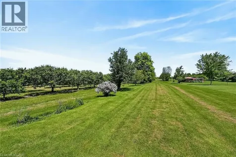 1621 Second Ave Louth Avenue St. Catharines ON L2R 6P9