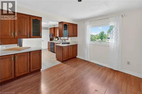 1621 Second Ave Louth Avenue St. Catharines ON L2R 6P9