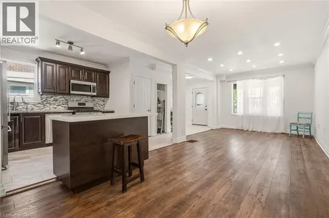 48 Glendale Avenue South Hamilton ON L8M 3E8
