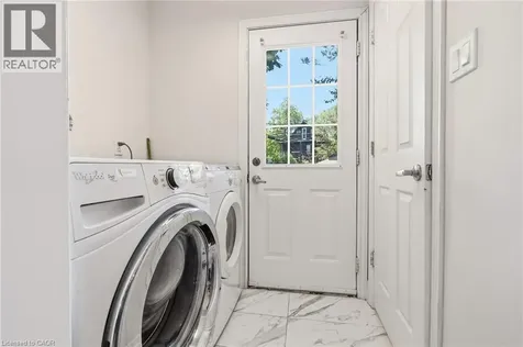 48 Glendale Avenue South Hamilton ON L8M 3E8