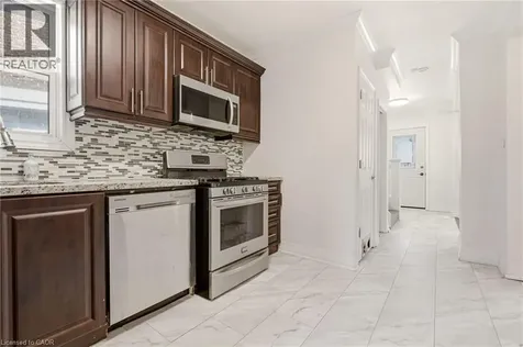 48 Glendale Avenue South Hamilton ON L8M 3E8