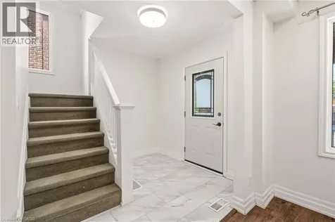 48 Glendale Avenue South Hamilton ON L8M 3E8